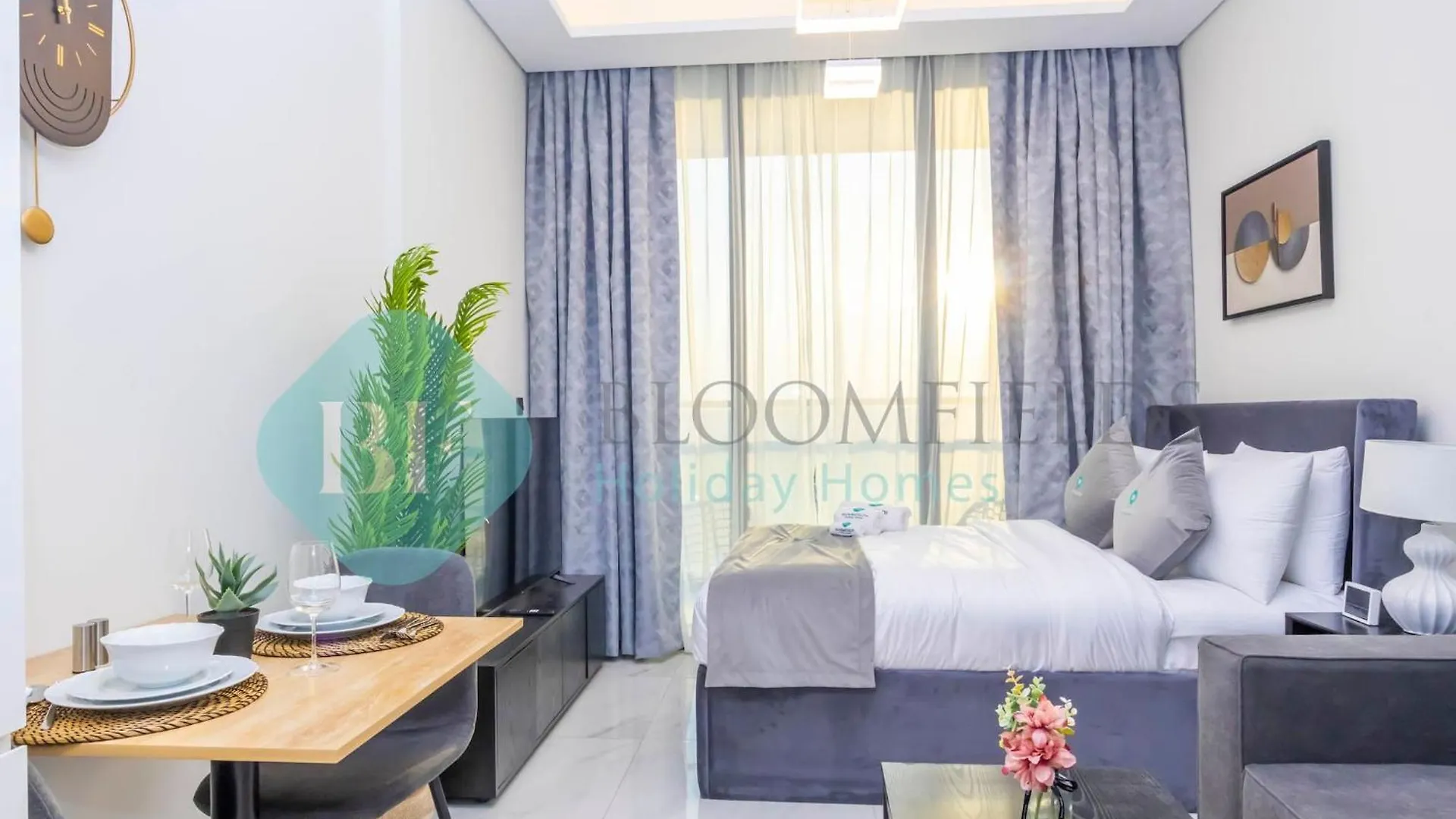 Bloomfields Luxury Escape Studio In Samana Golf Dubaj