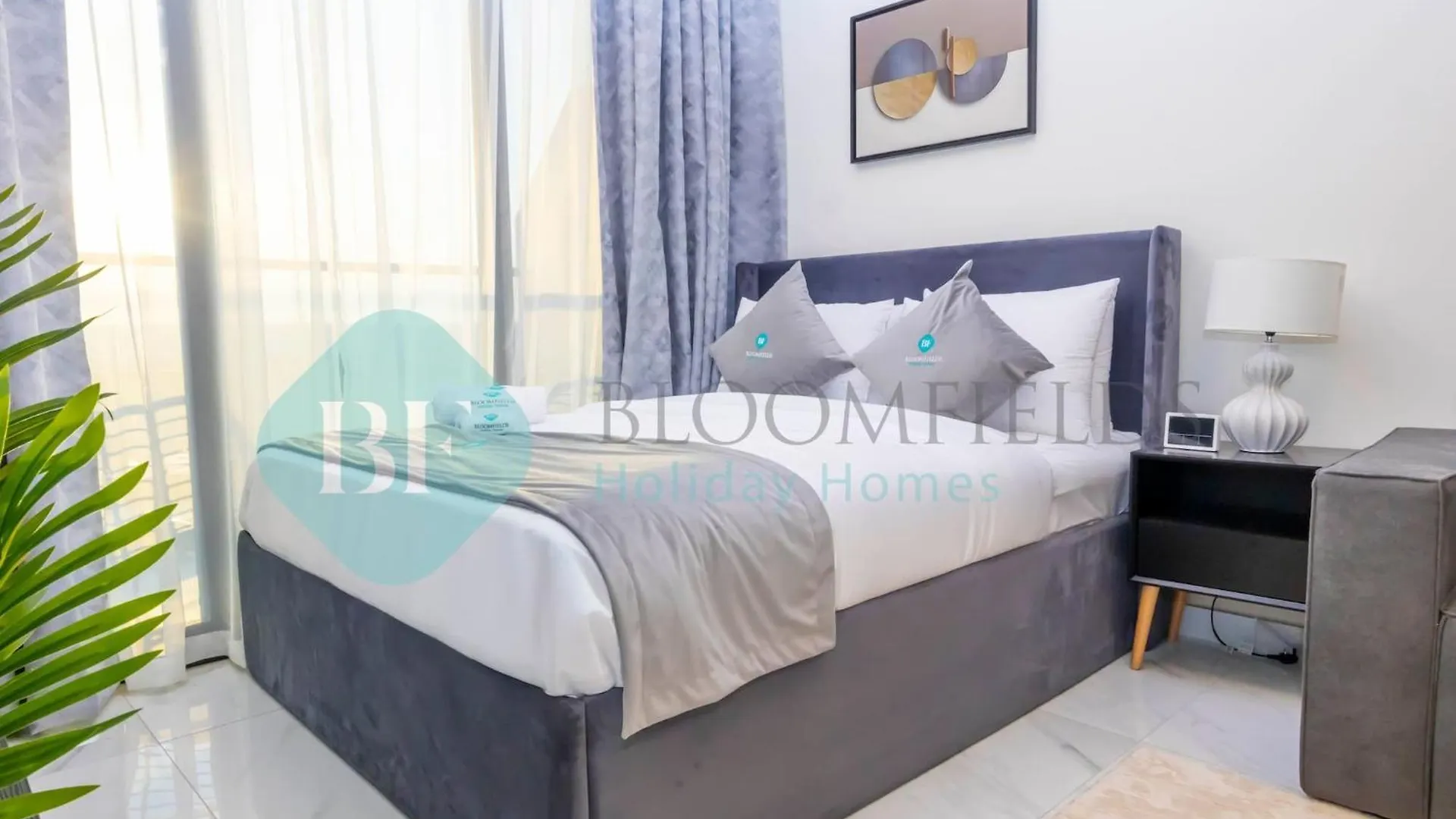Bloomfields Luxury Escape Studio In Samana Golf Dubai Apartment